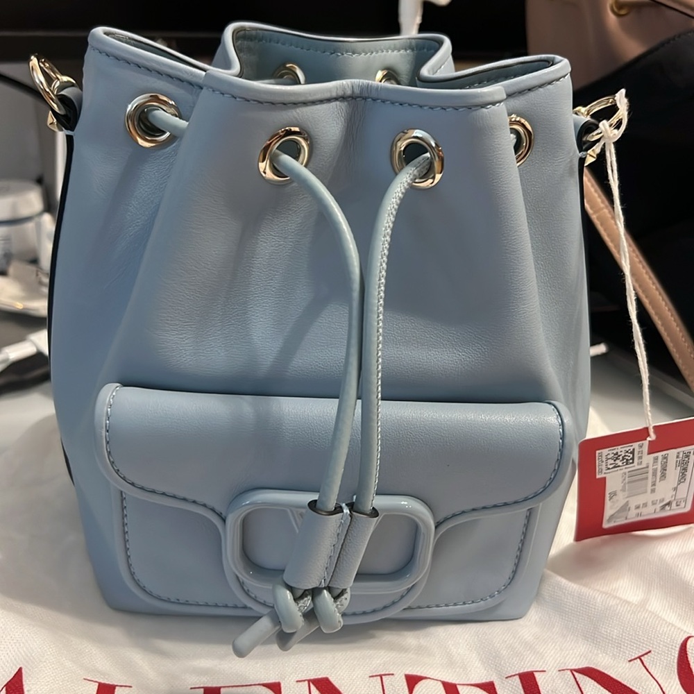 VALENTINO GARAVANI LOCÒ CALFSKIN BUCKET BAG - Picture 9 of 15